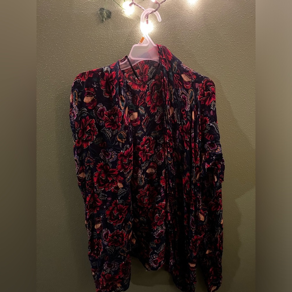 C est 1946 ( Cato I believe) one size flowing artsy open blouse